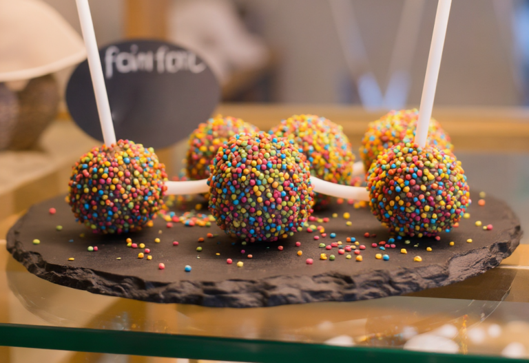 freepik__talk__94746